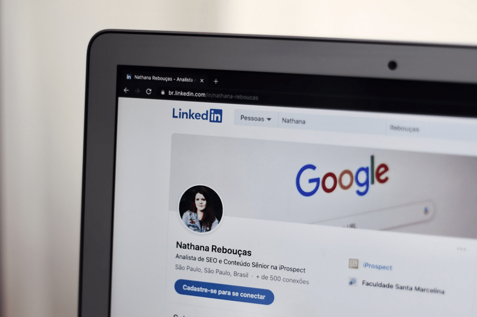 10 Strategies on How to Use LinkedIn to Get a Job